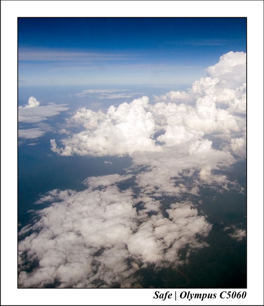 2006 - 07 - Kuala Lumpur - Nuages 01